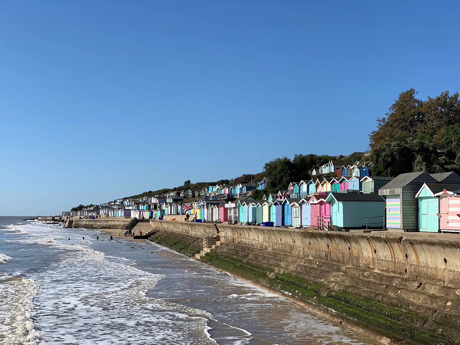 Floating Florista Beach Hut